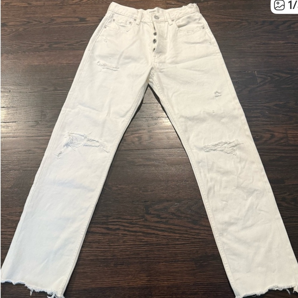 NWOT Moussy Howa White Distressed Straight Leg Jeans